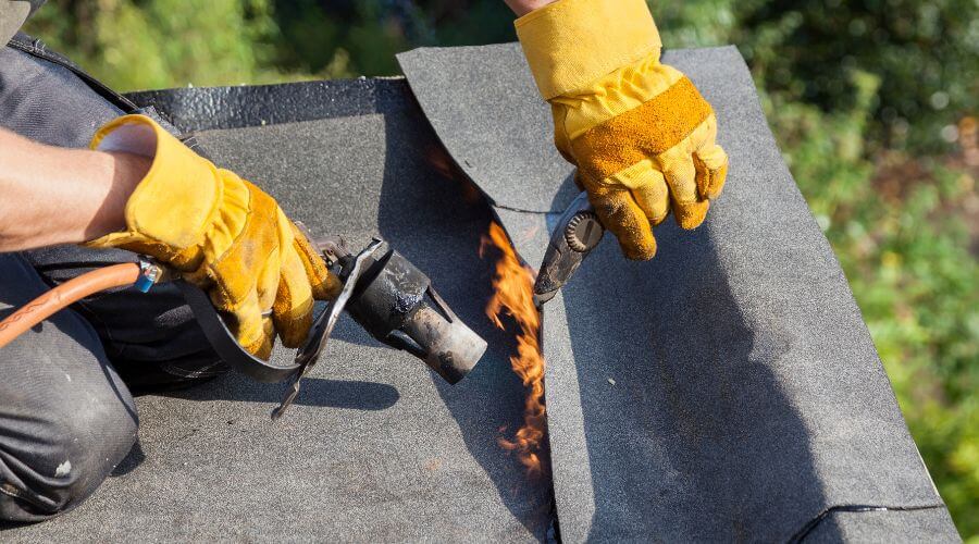 Professional residential roofers in Hebron, IN